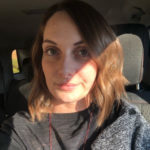 Meet your Posher, Pauline